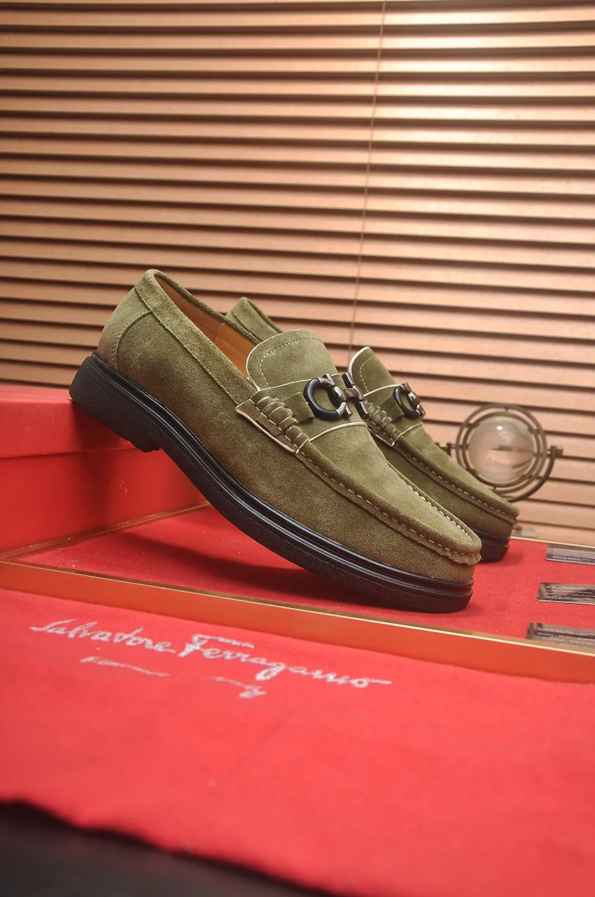 Men's shoes 💰440💶[Ferragamo/Ferragamo] The latest model in the counter. Original imported high-quality cowhide with open sides + imported 🐂 water-dyed cowhide lining + original luxury metal buckle + original combined outsole. No pressure for comparison. 38--45 (45 is custom-made and cannot be returned or exchanged)